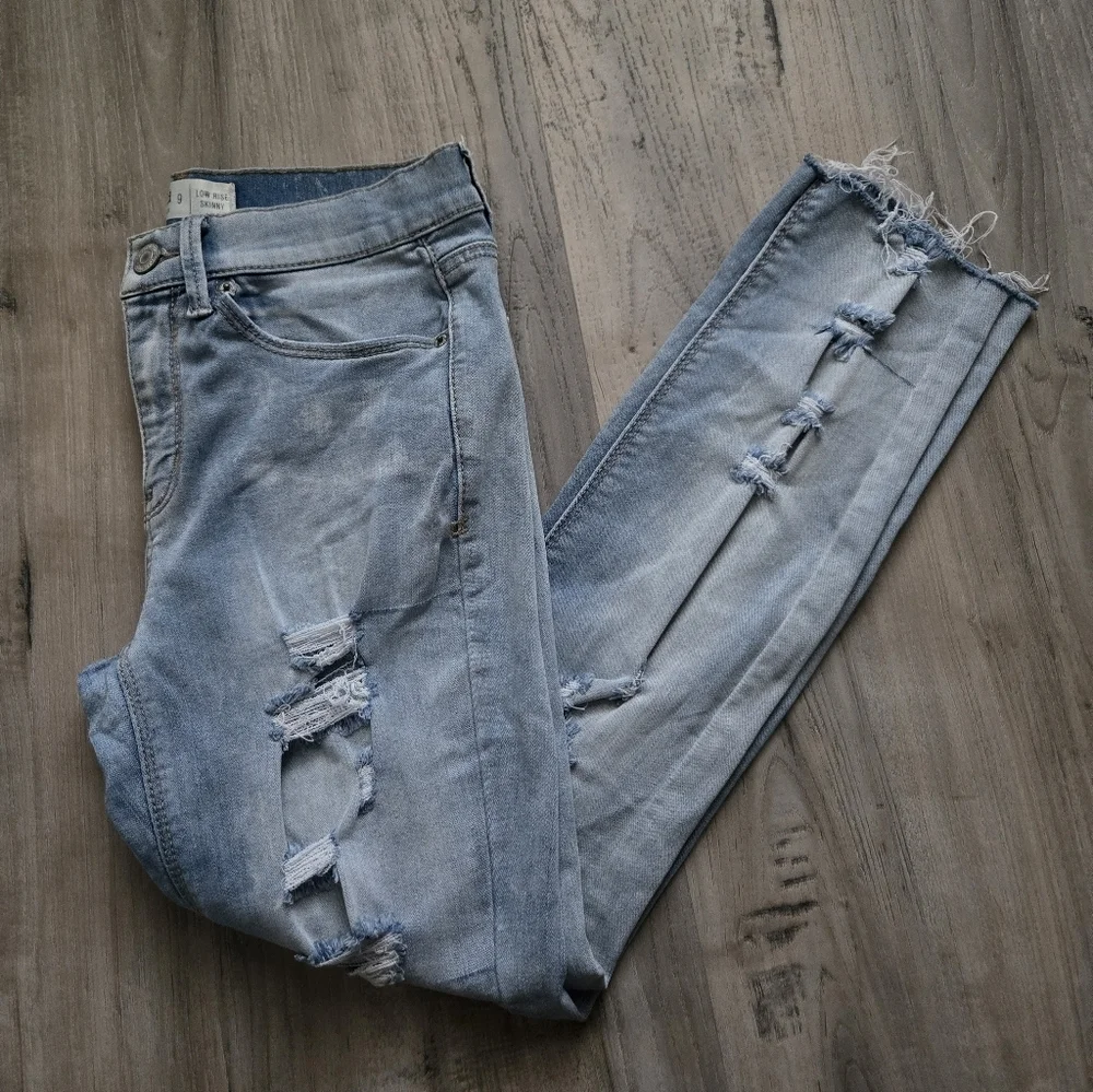 Mudd FLX Stretch Light Wash Low Rise Skinny Ripped Distressed Jeans Junior 9 - Picture 5 of 10